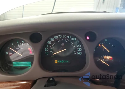 2001 Buick Lesabre Limited z USA, uszkodzony, nr VIN 1G4HR54KX1U215196